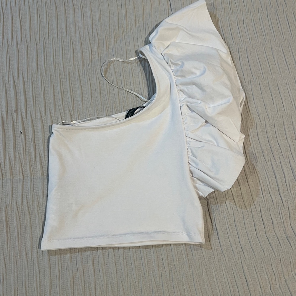 Zara One-Shoulder Ruffle Crop - Picture 2 of 3